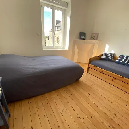 Apartment Lumineux Cancale, 80m2, 3 Chambres.