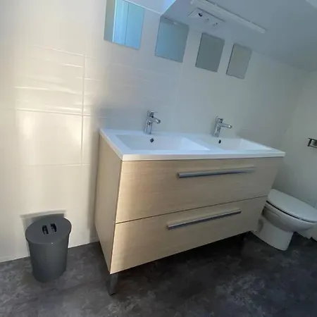 Lumineux Cancale, 80m2, 3 Chambres. * Cancale